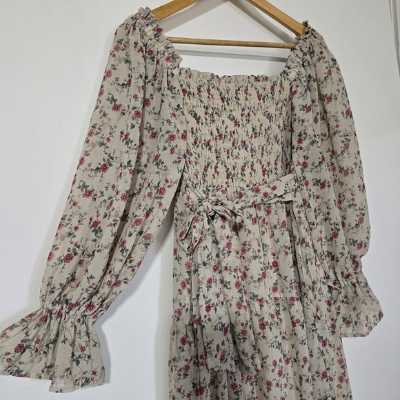 Floral Peasant Print Long Sleeve Dress - Picture 6 of 9